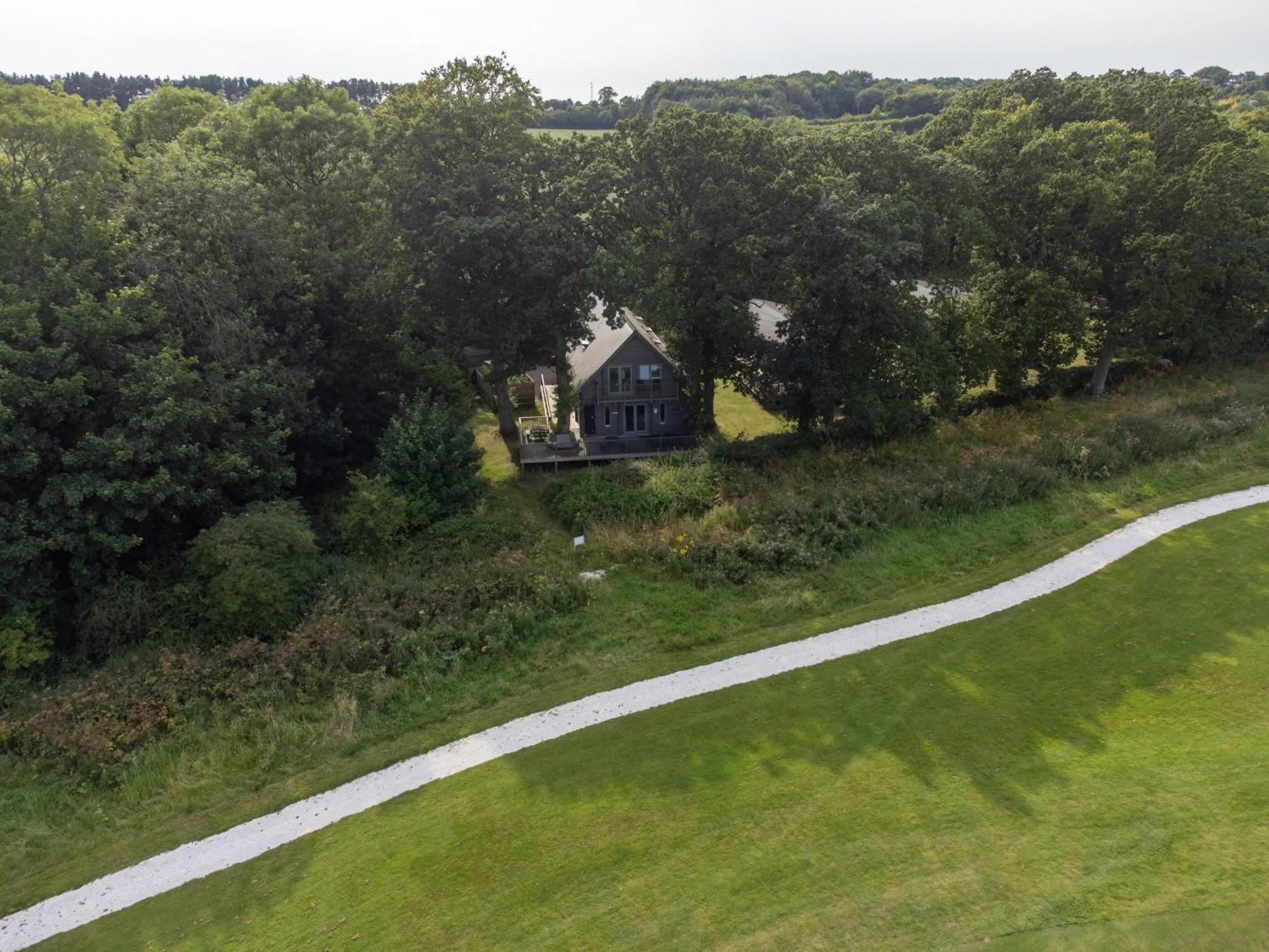 iLodge Ultra Louth  Eksteriør billede